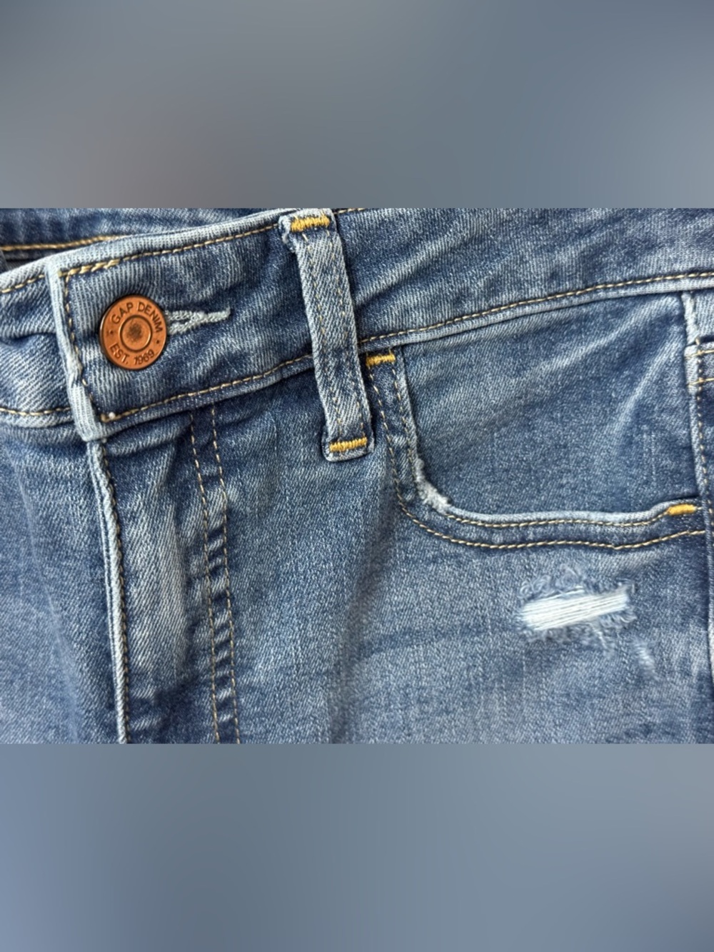 GAP Distressed Mid Rise Universal Jeggings Medium Wash Size 8R/29 - Picture 6 of 12